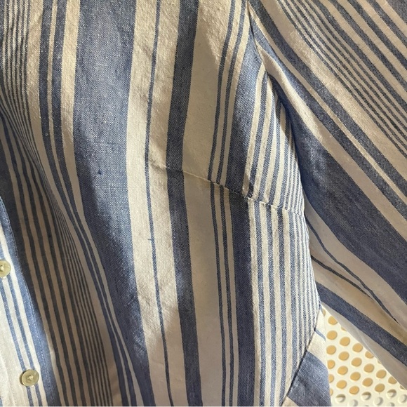 Jones New York Women’s Button down Collared Shirt Size Medium Blue/white VGUC - Picture 3 of 12